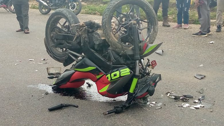 सुमोसँग मोटरसाइकल ठोक्किँदा खोटाङमा एक जना गम्भीर घाइते