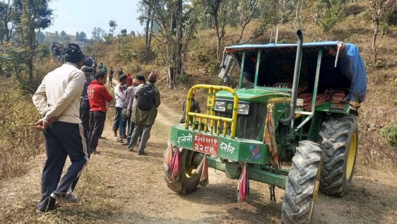 खोटाङमा टयाक्टरले किचेर बालकको मृत्यु