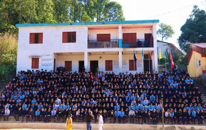 हलेसी तुवाचुङका बिभिन्न बिद्यालयमा चेतनामूलक सडक नाटक देखाइने