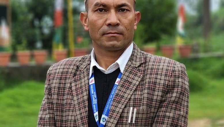 खोटाङका दिलिप खत्री प्रेस युनियनको केन्द्रिय सदस्यको उम्मेद्वार बन्ने