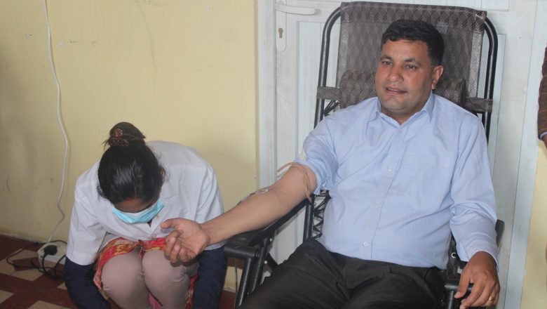 अनेरास्ववियु खोटाङले गर्यो रक्तदान कार्यक्रम