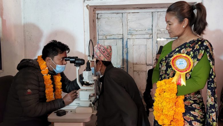 हलेसीमा आँखा शिविर सुरु, पहिलो दिन २३ जनाको शल्यक्रिया