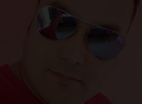 ‘प्रेमपत्र लेख्दै पातपातमा’ चर्चित गीतका गायक ताम्राकारको निधन