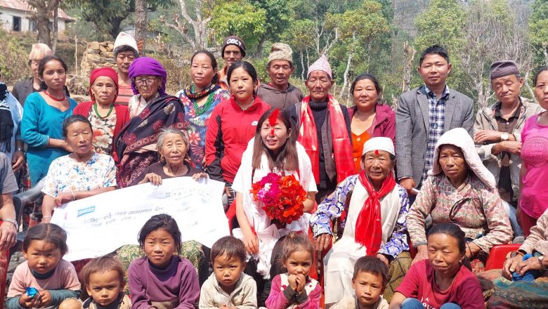 स्थायी शिक्षक भएको अवसरमा स्वास्थ्य उपचार यातायात खर्च कोषमा २५ हजार सहयोग