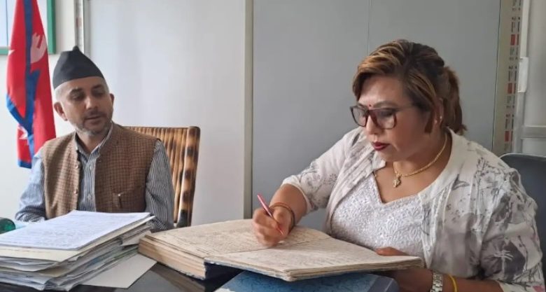 बिना जानकारी कार्यालय नआएउने दिक्तेल रुपाकोटका कर्मचारीको हाजिरी फायलमा रातो मसी