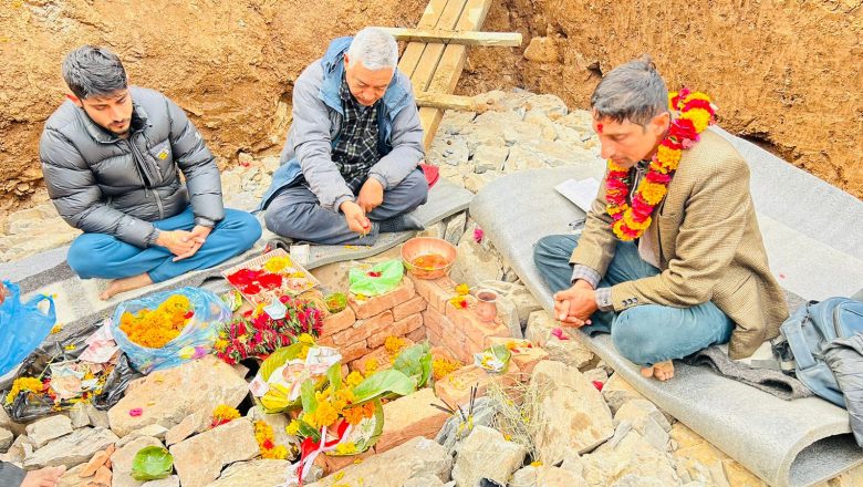 रावा बेसी गाउँपालिकामा सुविधा सम्पन्न प्रशासनीक भवन शिलान्यास